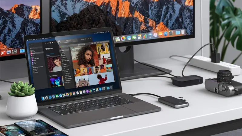 SiGN USB-C-hub + Bluetooth-mottagare 10W, 1080P - Svart