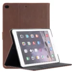 iPad 9.7" 5/6 fodral med stativ - Brun - Bild 5